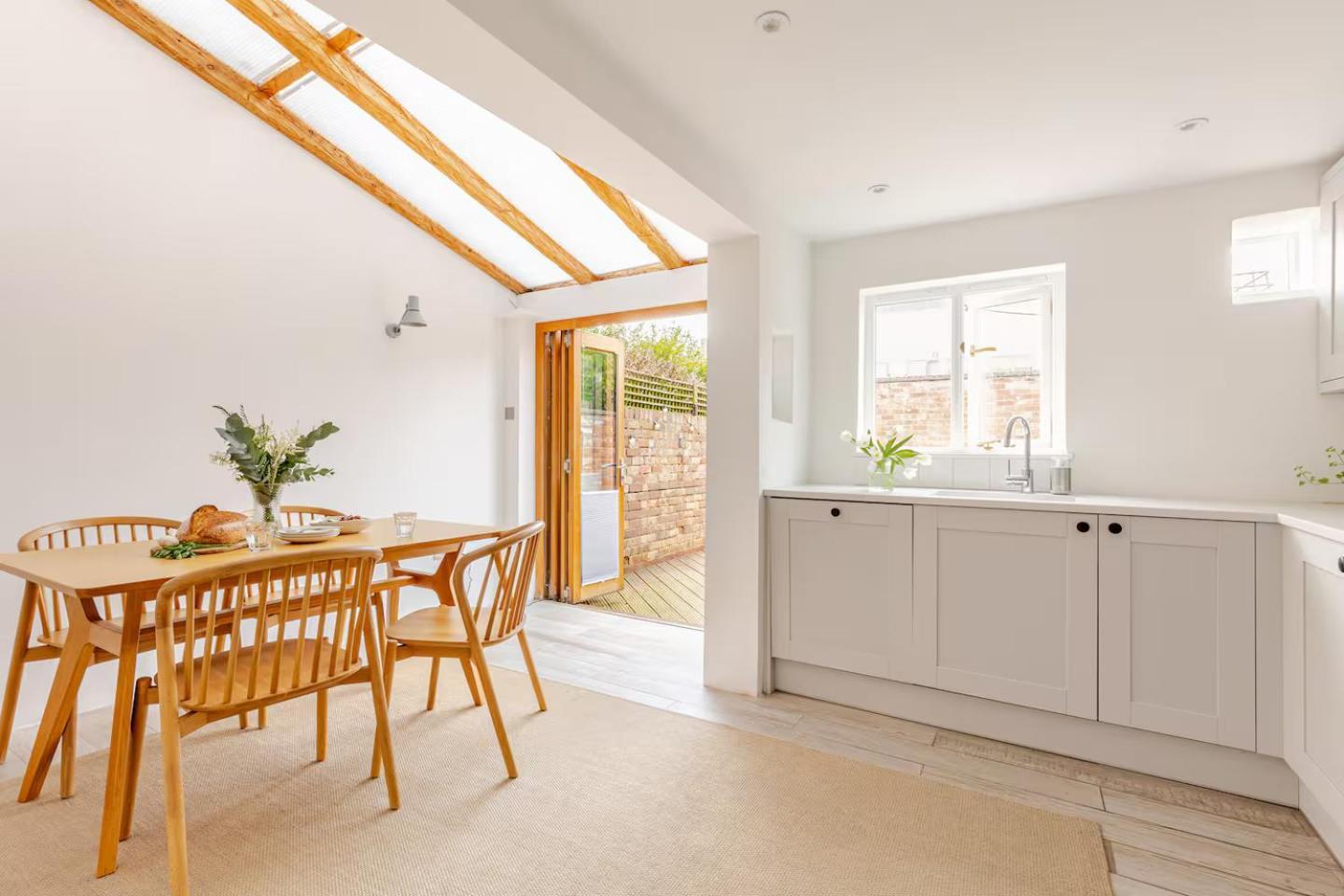 Peaceful Retreat In Cheltenham